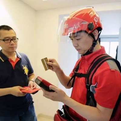 京东取消快递员底薪，称坚决淘汰这3类人。